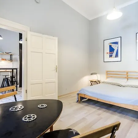 Catch The Flame Apartment *