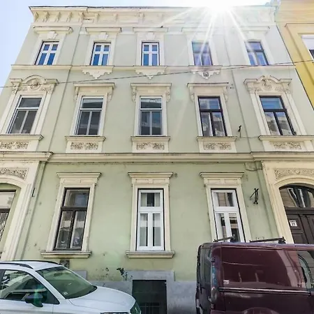 Catch The Flame Apartment *