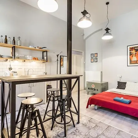 Catch The Flame Apartment *